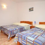 Apartament By The Sea Sucuraj, Hvar - 3589 Sućuraj