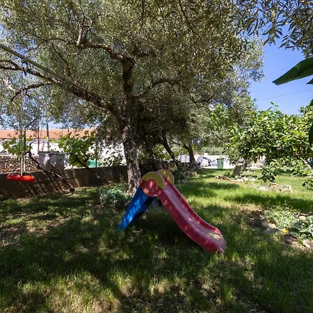 Apartament By The Sea Sucuraj, Hvar - 3589 *